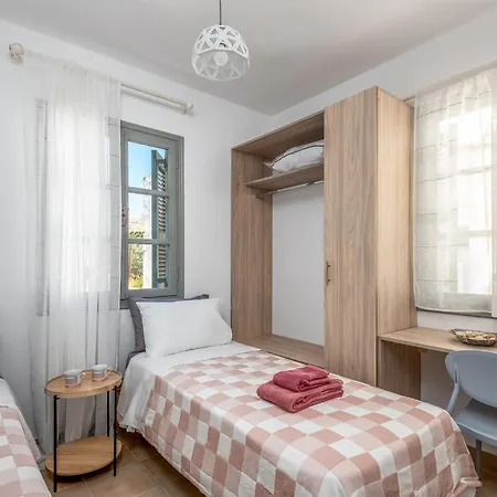 Appartement Fourlanou House à Chalki Town Extérieur photo